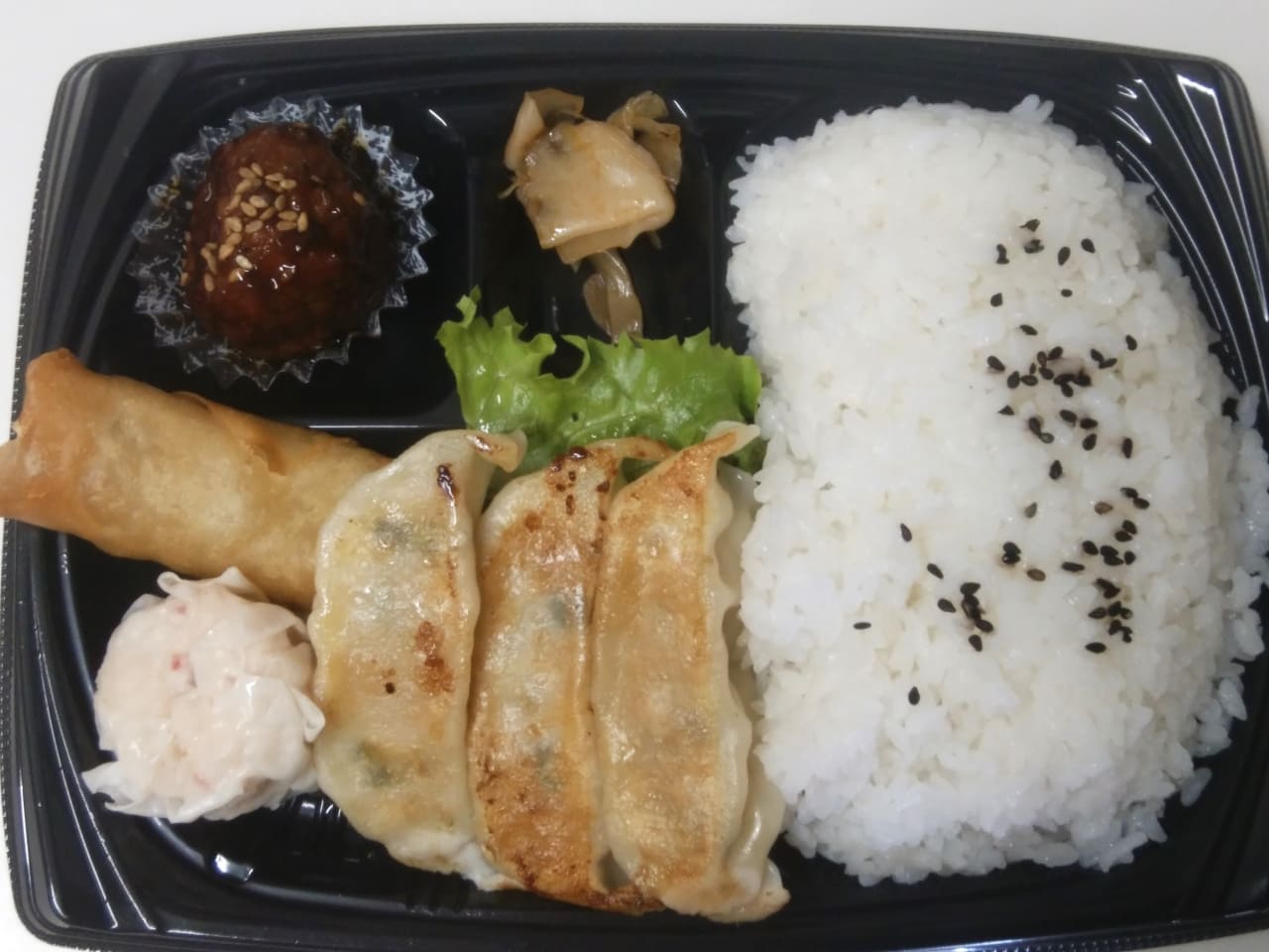 ベルクスの点心de中華プレートはちょこちょこつまめる中華総菜弁当 | 弁当選び