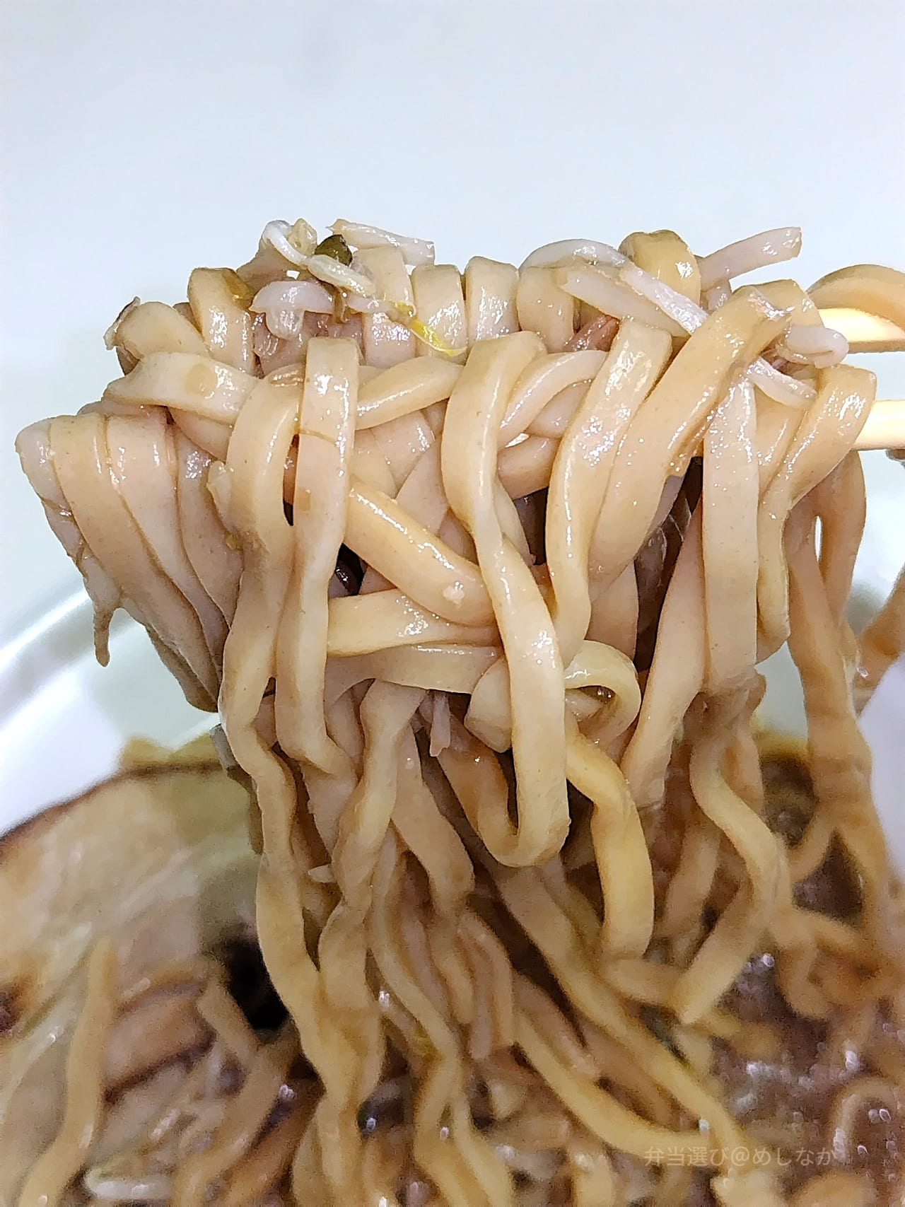 満腹濃厚豚ラーメンの実食
