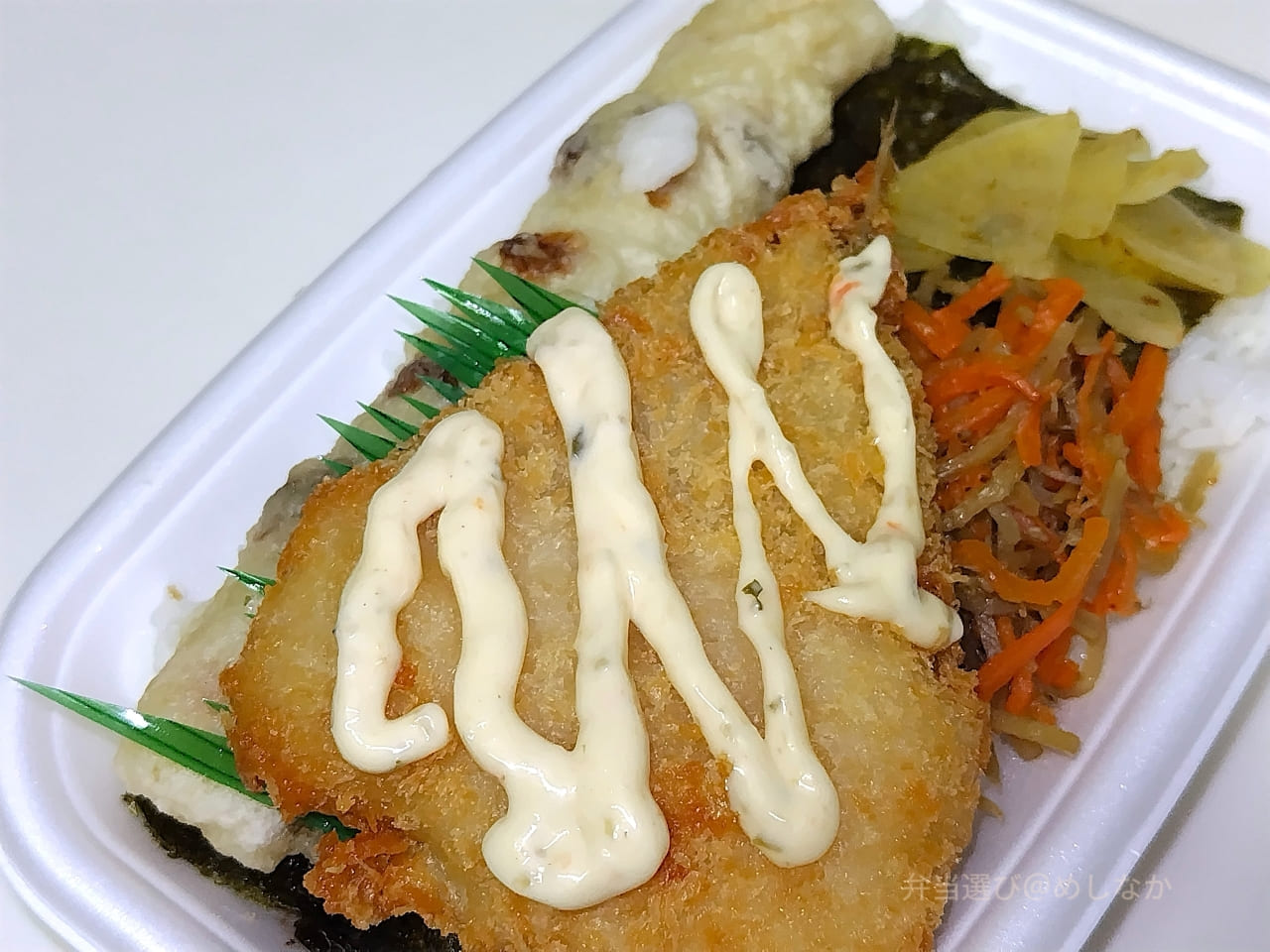 おかずがカキフライになったのり弁当